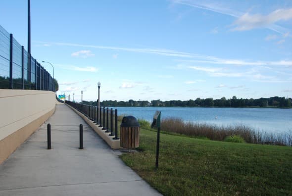 Lake Underhill Path