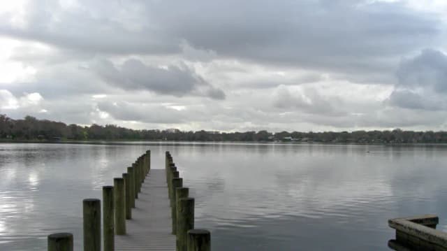 Dinky Dock Park