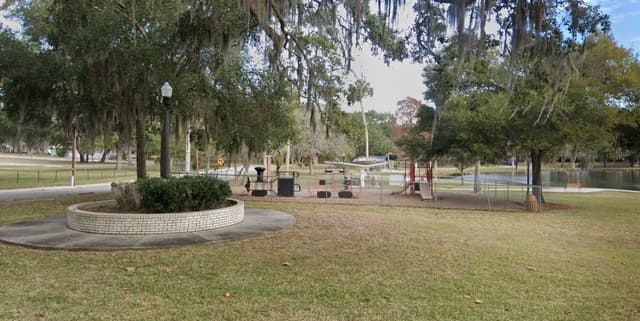 Veterans Memorial Park