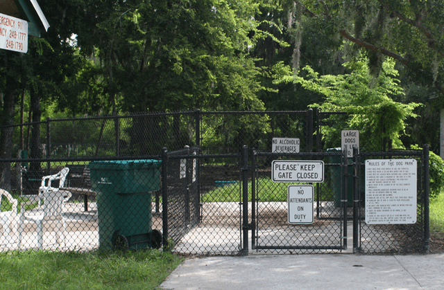 Riviera Oaks Park