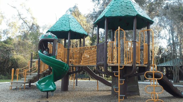 Plumosa Oaks Park