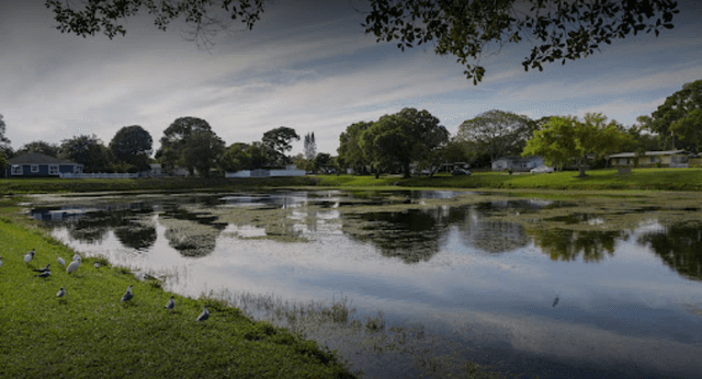 Sirmons Lake Park